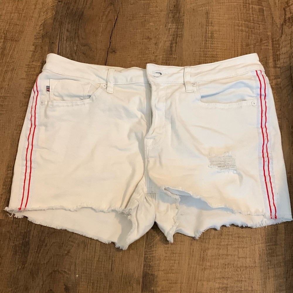 Vigoss White Marley Short Mid Rise